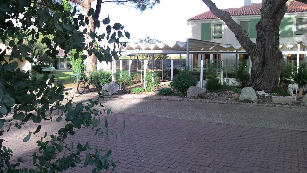 Le Parasol Ars-en-Re Exterior photo